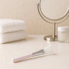 Silicone Face Mask Applicator Brush (1 Pc)
